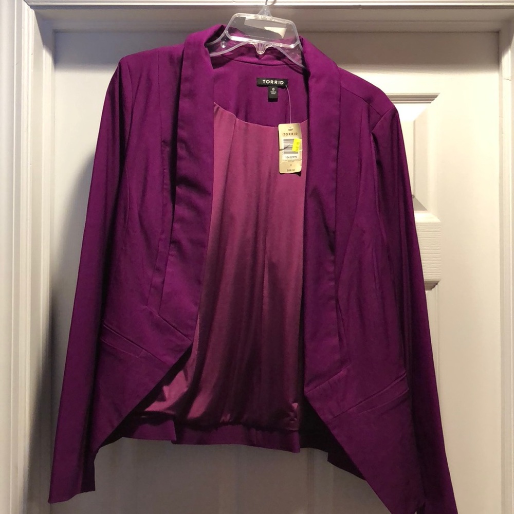 NWT💜TORRID BLAZER